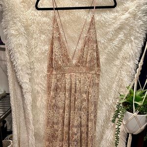 Lulus XL lace gown